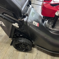 Honda HRN216PKUA 21 Inch Micro Cut Lawn Mower 170cc Honda GCV170 Engine