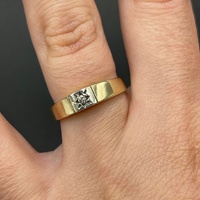 Unisex 9ct Yellow Gold Diamond Ring