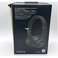 Large View Beats by Dr. Dre Solo3 Wireless On-Ear Headphones Matte Black with Case