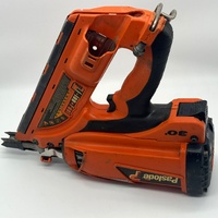 Paslode Bradder Kit Framing and Finishing with 3 Batteries and Charger