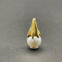 Ladies 18ct Yellow Gold White Pearl Pendant