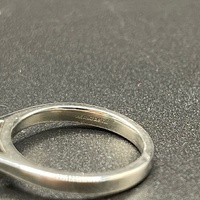 This Ladies 14ct White Gold Natural Diamond Engagement Ring