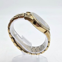 Seiko V157-0BF0 Date Display Gold Tone Stainless Steel 10Bar Solar Mens Watch