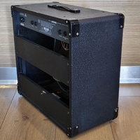 Samick Vanguard LA40R Guitar Amp with Built-In Overdrive Combo Amp