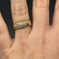 Ladies 10ct Yellow Gold Natural Diamond Ring