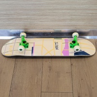 UMA 31" Skateboard Complete with Industrial Trucks – Street & Park Deck