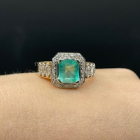 Unisex 9ct Yellow Gold Aqua Gemstone and Diamond Ring
