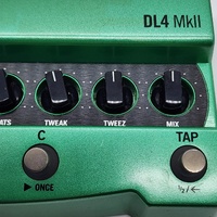 Line 6 DL4 MkII Delay and Looper with Box and Manual