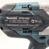 Makita DTW1002 18V LXT 1/2 Inch Cordless Brushless Impact Wrench 5.0Ah Battery