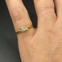 Ladies 18ct Yellow Gold Natural Diamond Ring