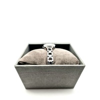 Guess W0411L1 Ladies Analog Watch Silver Tone Crystal Quartz Stainless