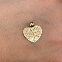 Ladies 9ct Yellow Gold Heart 'I LOVE YOU' Pendant