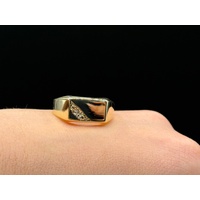 Mens 9ct Yellow Gold Diamond Signet Ring
