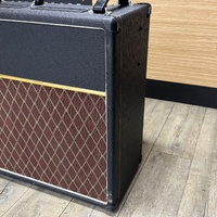 VOX AC30C2 All Tube 8/16 ohm Output 2x12 Celestion G12M 30W Amplifier