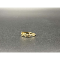 Ladies 9ct Yellow Gold Vine Pattern Diamond Ring