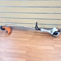 STIHL FS 38 27.2cc Petrol Whipper Snipper 2-Stroke Engine Loop Handle