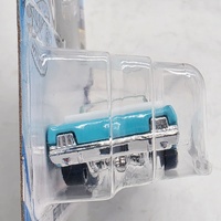 Hot Wheels 007 Thunderball 65 Ford Mustang Convertible Blue GHC77