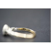 Ladies 9ct Yellow Gold Vintage Design Ring