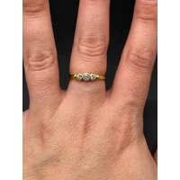 Ladies 18ct Yellow Gold Diamond Ring 