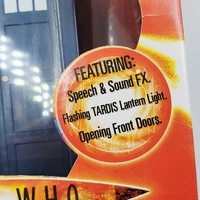 2004 BBC Doctor Who TARDIS Talking Money Bank Light & Sound Character