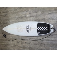 Aido Surfboards The Heat 5'10" Shortboard 28.5L FCS II 3 Fin Surf Board