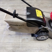 Honda Izy HRG416C1 145cc GCVx 4-Stroke Push Lawn Mower with Grass Catcher