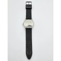 GUESS Perry W0991G1 Mens Watch Black Dial Rubber Strap Quartz 42mm