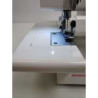 Singer 14SH654 Sewing Machine/Overlocker Ultra Lock w/ Pedal (Pre-Owned)