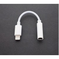 iPhone to AUX 3.5mm headphone Audio Jack Adapter Cable iPhone 8 X XR 11 12 13 - White