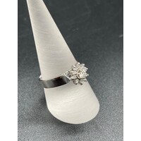 Ladies 18ct White Gold Diamond Ring (Pre-Owned)