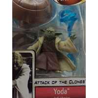 Star Wars Yoda Jedi Master Attack of the Clones Action Figure (Pre-owned)