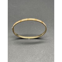 Ladies 18ct Yellow Gold Cubic Zirconia Oval Bangle (Pre-Owned)