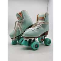 Gallaz Biarritz Mint/Cantaloupe Roller Skates Women’s Size 3 US (Pre-owned)
