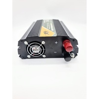 Auto XS 600W Power Inverter