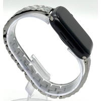 Apple Watch SE 44mm 1st Gen WiFi and Cellular Aluminum Case with Link Bracelet