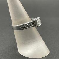 Ladies 14ct White Gold Diamond Ring