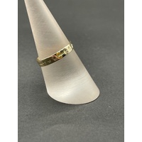 Ladies 9ct Yellow Gold Star Pattern Ring