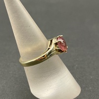 Ladies 9ct Yellow Gold Pink Gemstone Ring