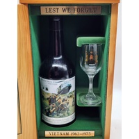 Vietnam Memorial 1992 Australian Forces Port Gift Box Mt. Aitken Estates 750ml