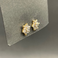 Ladies 18ct Yellow Gold Cubic Zirconia Stud Earrings