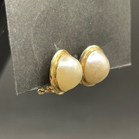 Ladies 14ct Yellow Gold Pearl Earrings