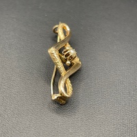 Ladies 9ct Yellow Gold Pearl Brooch