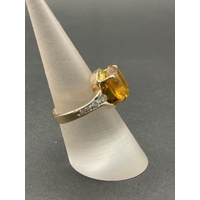 Ladies 9ct Yellow Gold Yellow Gemstone Ring