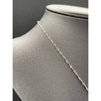 Ladies 9ct White Gold Margarita Twist Link Chain & Circle Pendant