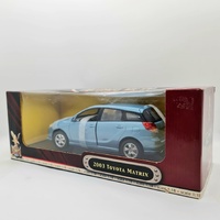 Road Signature 2003 Toyota Matrix Deluxe 1:18 Scale Diecast Model Car