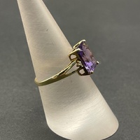 Ladies 9ct Yellow Gold Purple Gemstone Ring