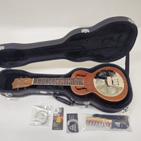 Bondi Ukulele Resonator Mahogany with Case and Extras Unique Sound