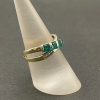 Ladies 9ct Yellow Gold Green Gemstones and Diamonds Ring