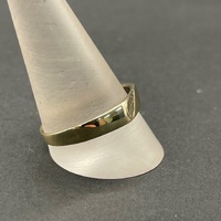 Mens 9ct Yellow Gold Signet Ring