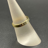 Ladies 18ct Yellow Gold Natural Diamond Band Ring